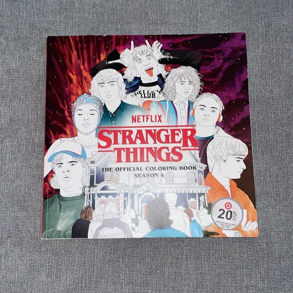 Stranger Things: The Official Coloring Book Season 4 - Picture 2 of 8